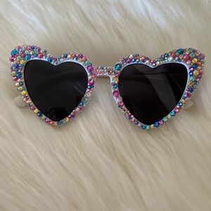 ⚡️Multicolor rhinestone heart shaped cat eye sunglasses